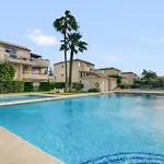 Jardines De 3 Apartment *